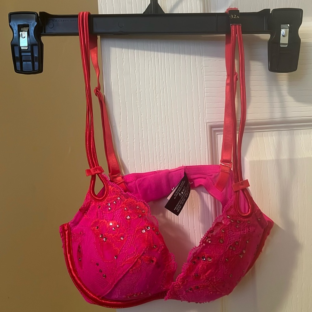 Victoria Secret Sexy Bra with Rinestones
